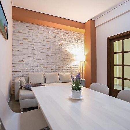 Paradise Apartment In Peiraiki بيرايوس المظهر الخارجي الصورة